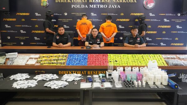 Polda Metro Jaya Bongkar Laboratorium Etomidate Jaringan Internasional, Cegah Produksi 14 Ribu Cartridge